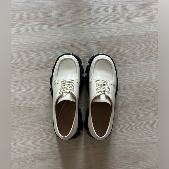 BEAND NEW RAYE LARS DERBY SHOES - Picture 6 of 6